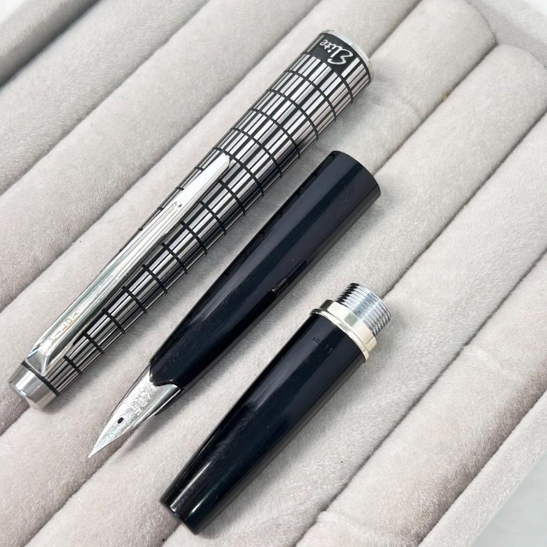 パイロット 万年筆 エリート シルバー格子キャップ 18K 細字 レア U124