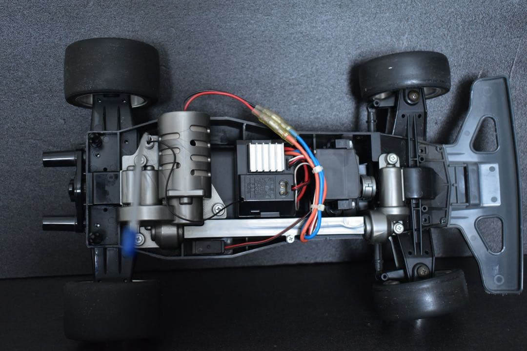 1/10 タミヤ サンダーブリッツ 動作OK 4WD ラジコン 予備パーツ多数