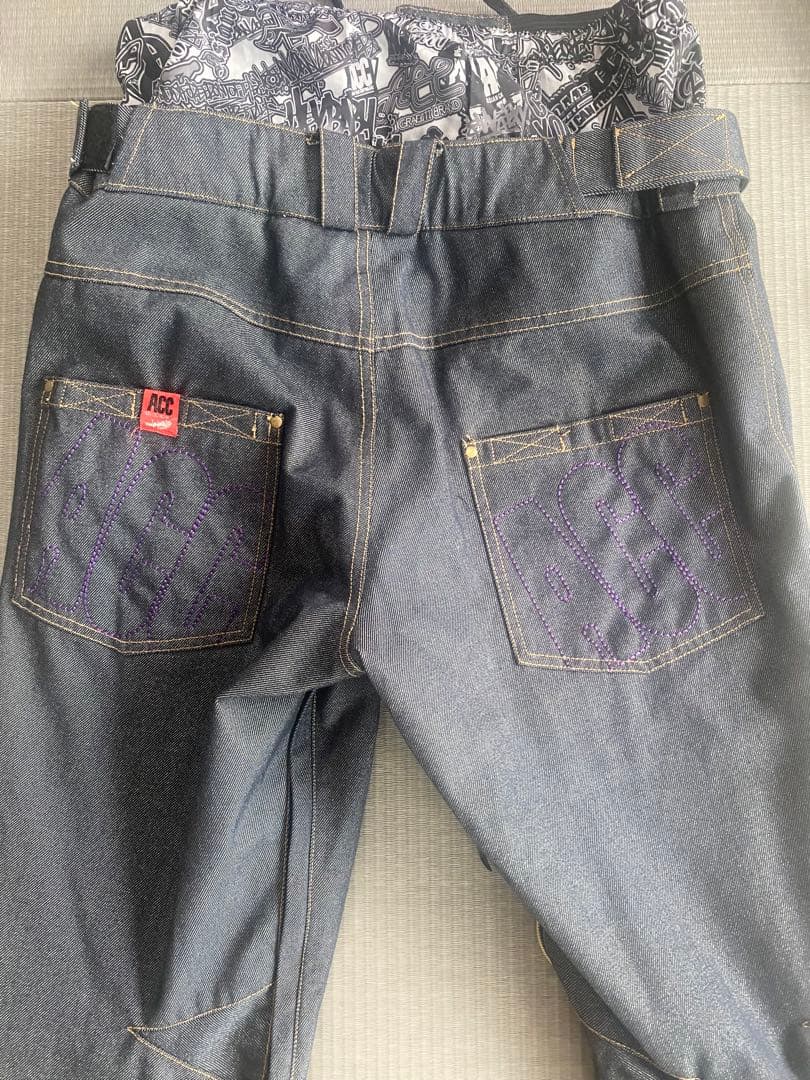 最終値下げ！　ACCスノーボードウェア上下セット　上Lサイズ下Mサイズ