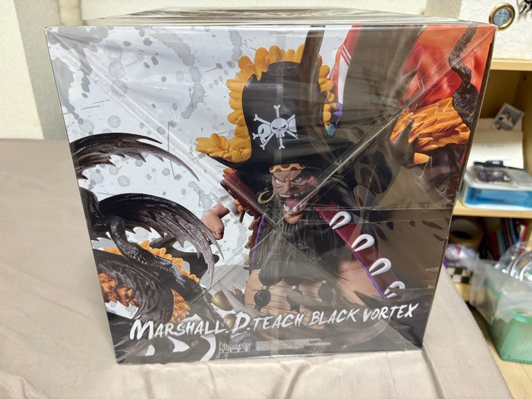 MARSHALL.D.TEACH BLACK VORTEX フィギュア