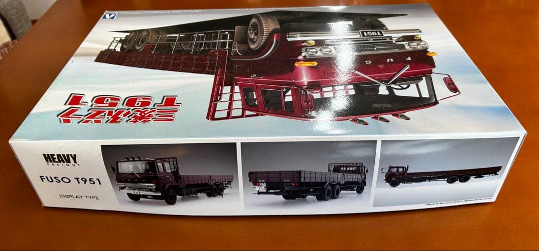 三菱ふそうT951 プラモデル 1/32 デカールが欠品しています