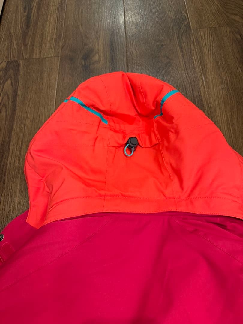 Salomon 女性用スキーウェア フード付き 新品
