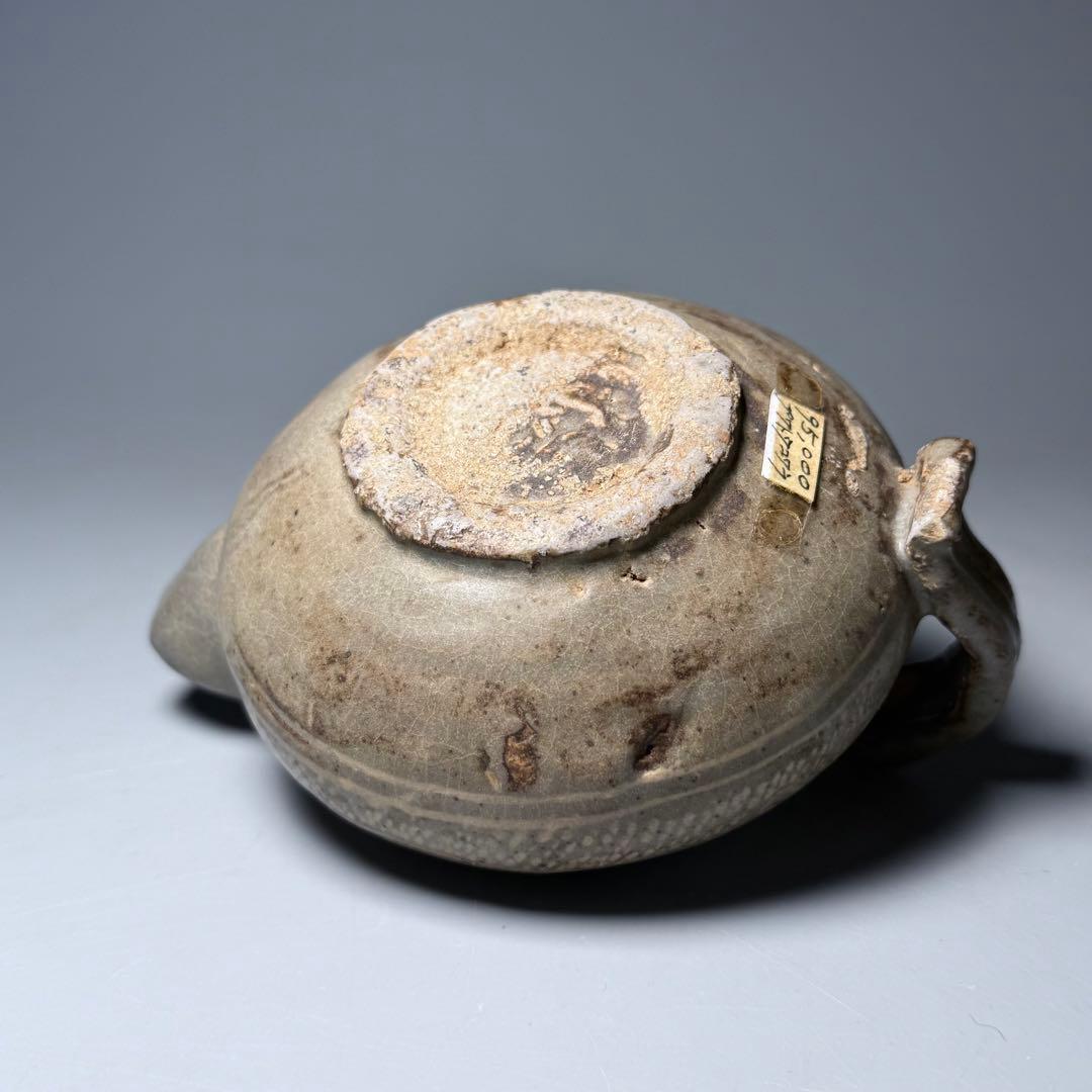 李朝　粉青沙器水滴　象嵌　印花　灰釉薬　朝鮮美術　珍品　古美術　李朝コレクター