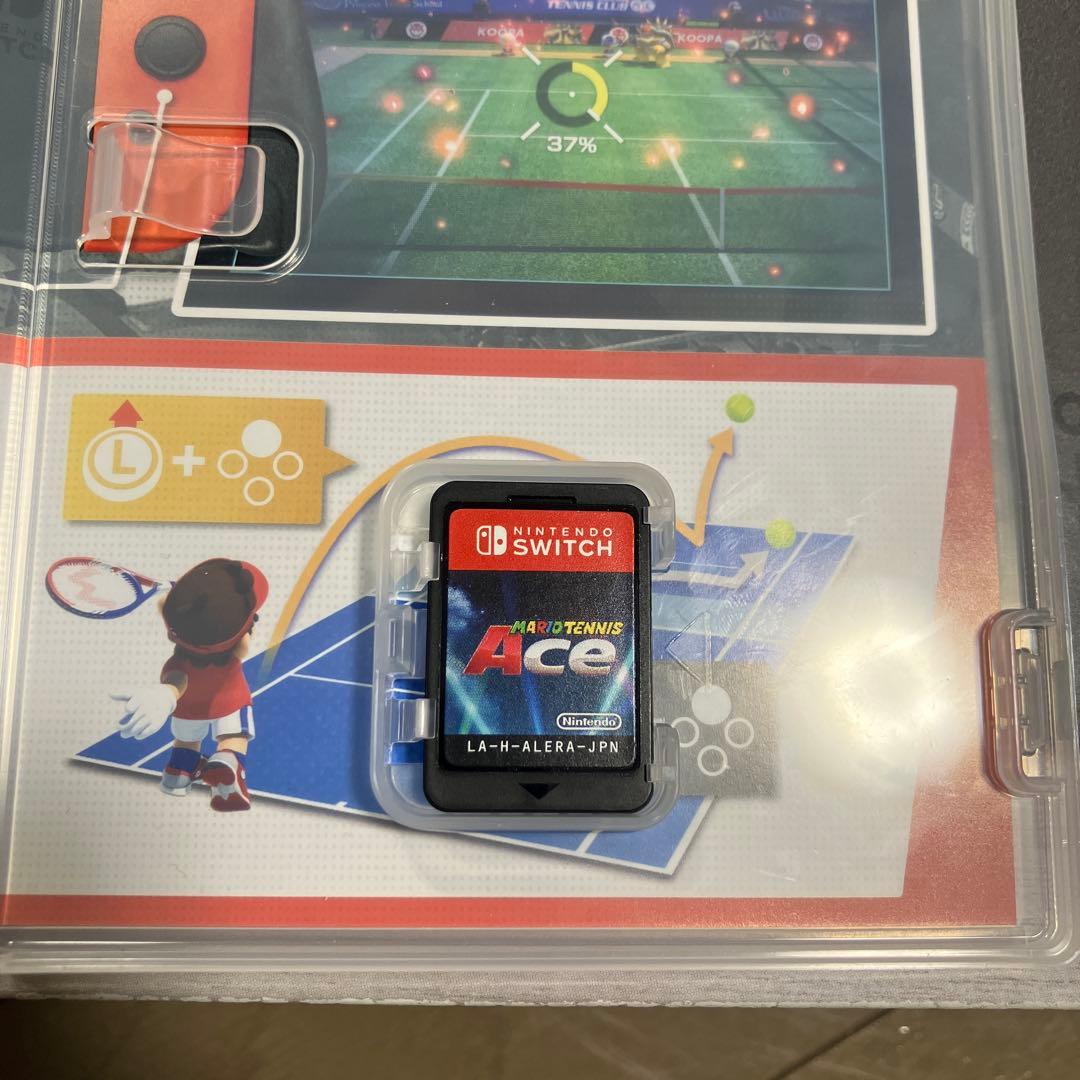 任天堂Nintendo Switch ニンテンドースイッチ　カセット4個付