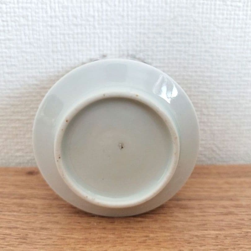 お値下げしました、2個組　古伊万里　赤玉　瓔珞文　覗