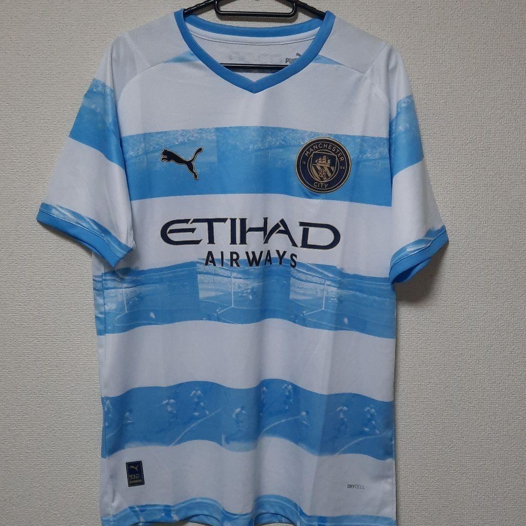 21/22シーズンアウェイです。 「93:20]（アグエロ伝説のゴール記念）。