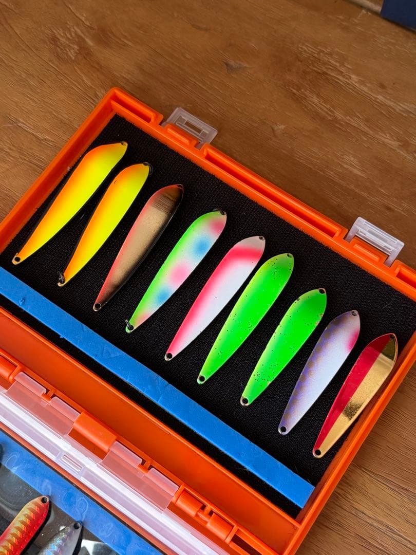 プロビア・MTレイクス　スプーンセット 20個 その他ルアー・オレンジケース付き