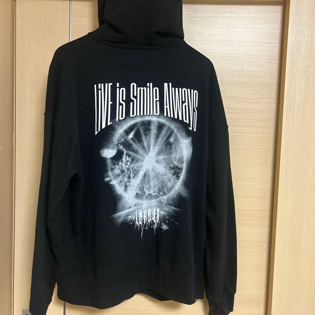 Lisa Lander tour 黒 ジップアップフーディ