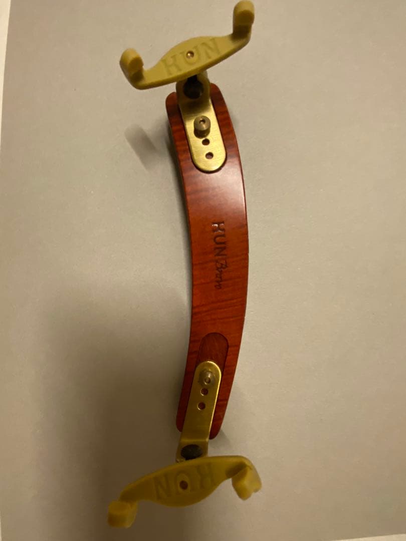 美品YAMAHAヴァイオリン(弓、ケース、松脂、顎当て付き)