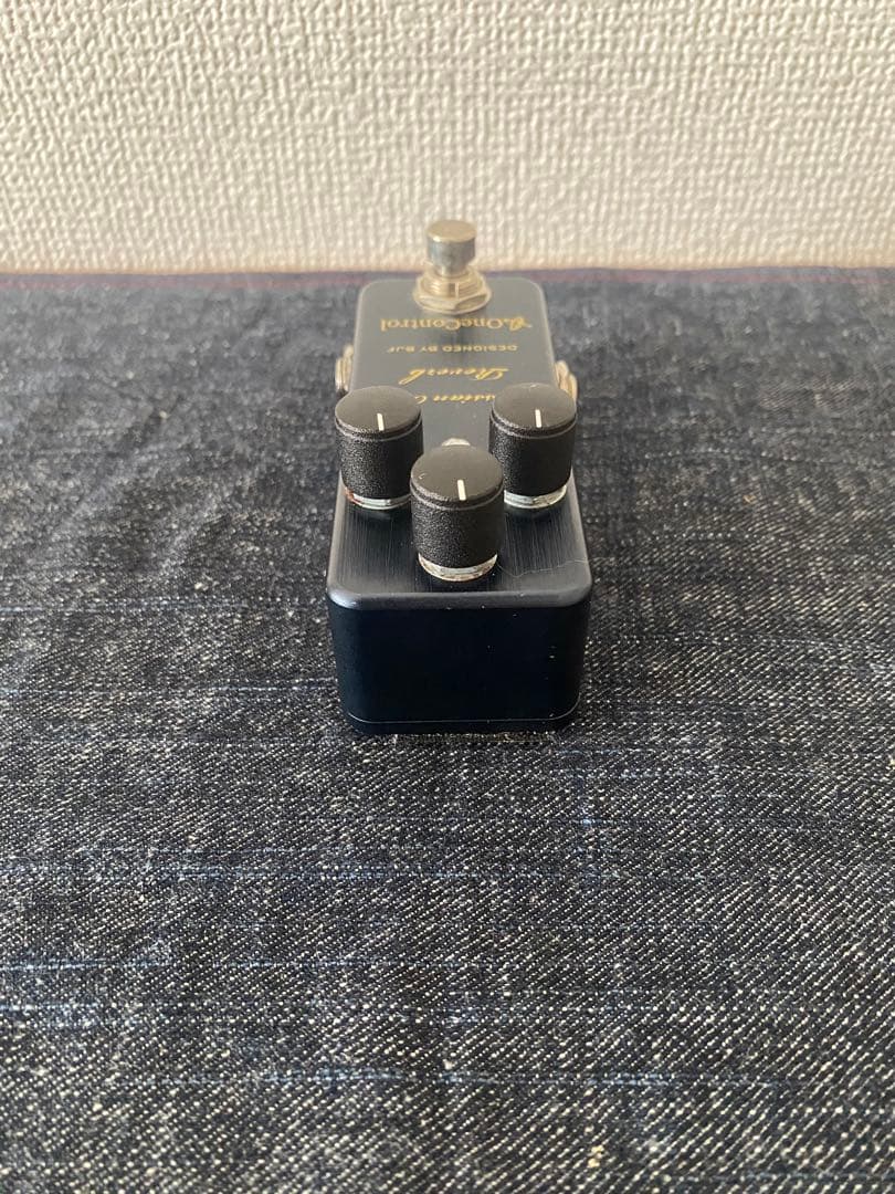 ギター OneControl Pressure Blue Reverb