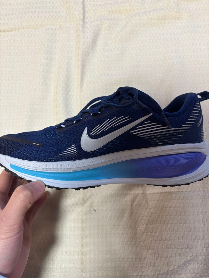 NIKE ボメロ18 25.0cm