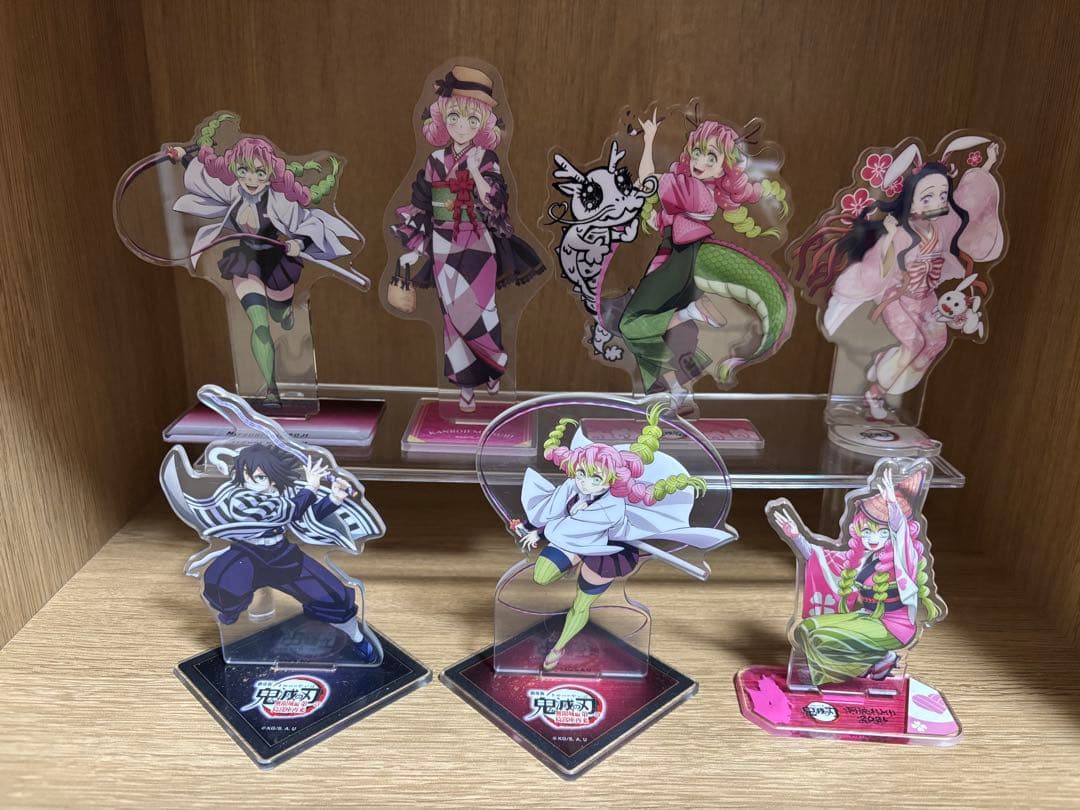 鬼滅の刃　甘露寺蜜璃　まとめ売り　アクリルスタンド