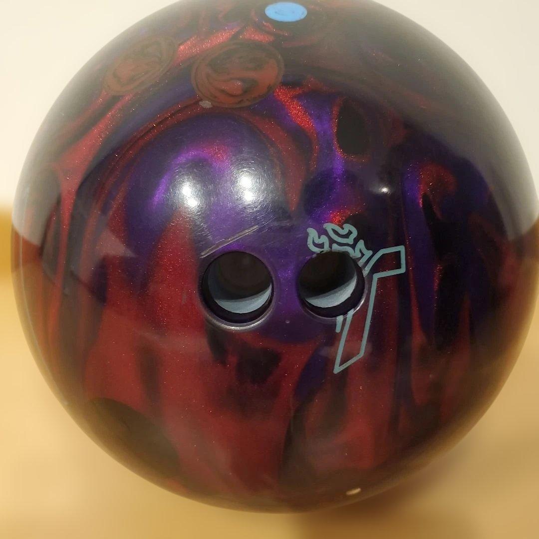 セオレム ボウリングボール15ポンド