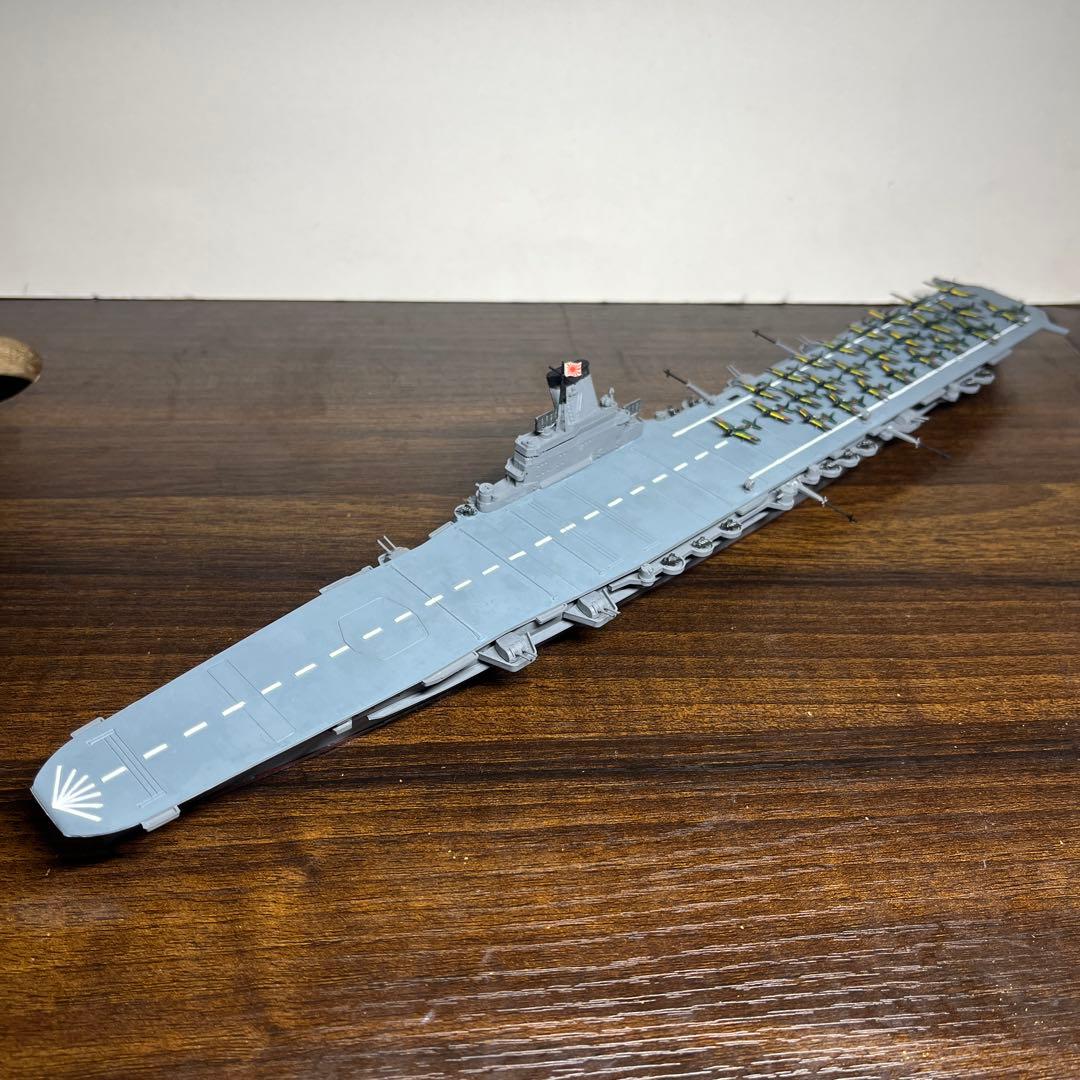 1/700 日本海軍　大鳳型・改大鳳型航空母艦　大鳳・白龍　2隻セット