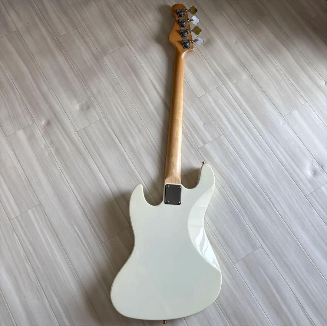 【最終値下げ】Bacchus ベース　WJB-500R-ASH WH-SM