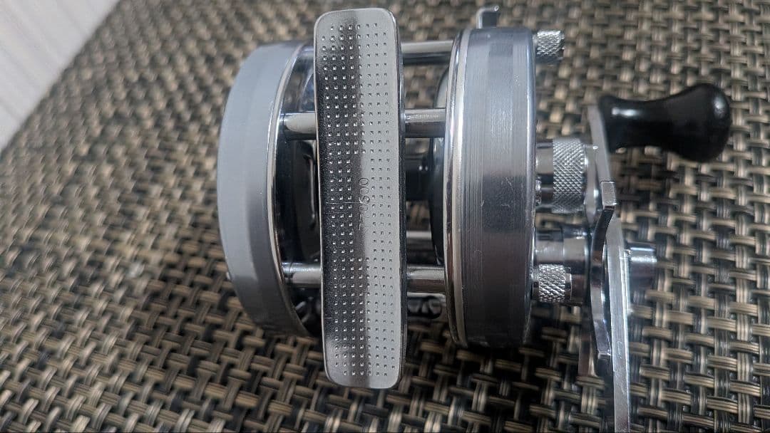 美品 abu 4500c アブ 4500 77年6月製 アブガルシア