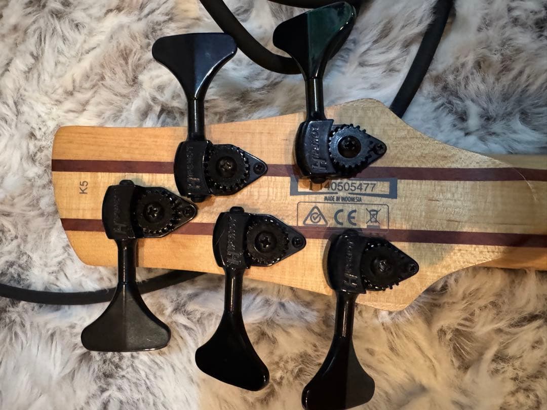 ベース Ibanez signature model fieldy K5-BKF