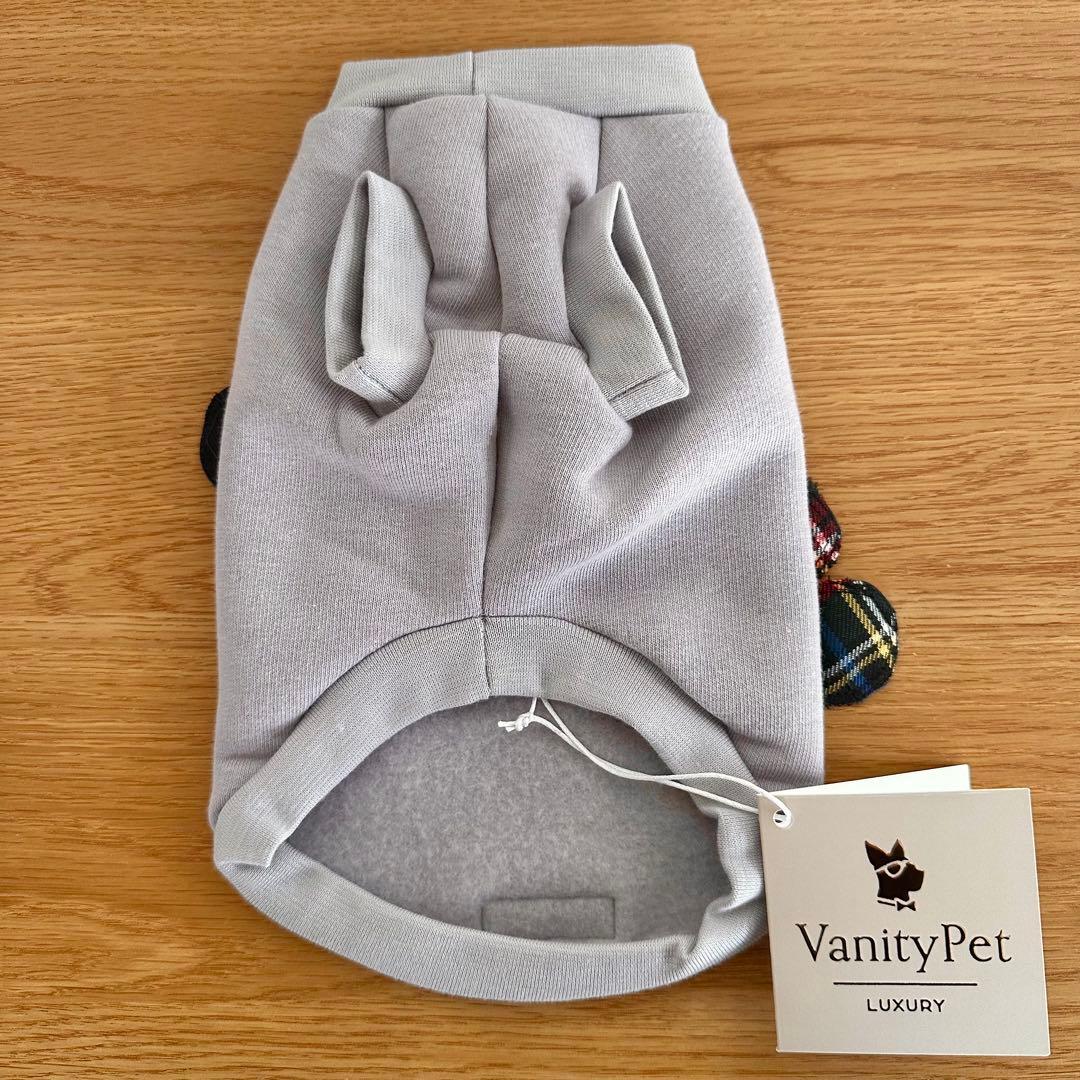 【新品、タグ付】Vanity Pet 　Check Flower Sweat