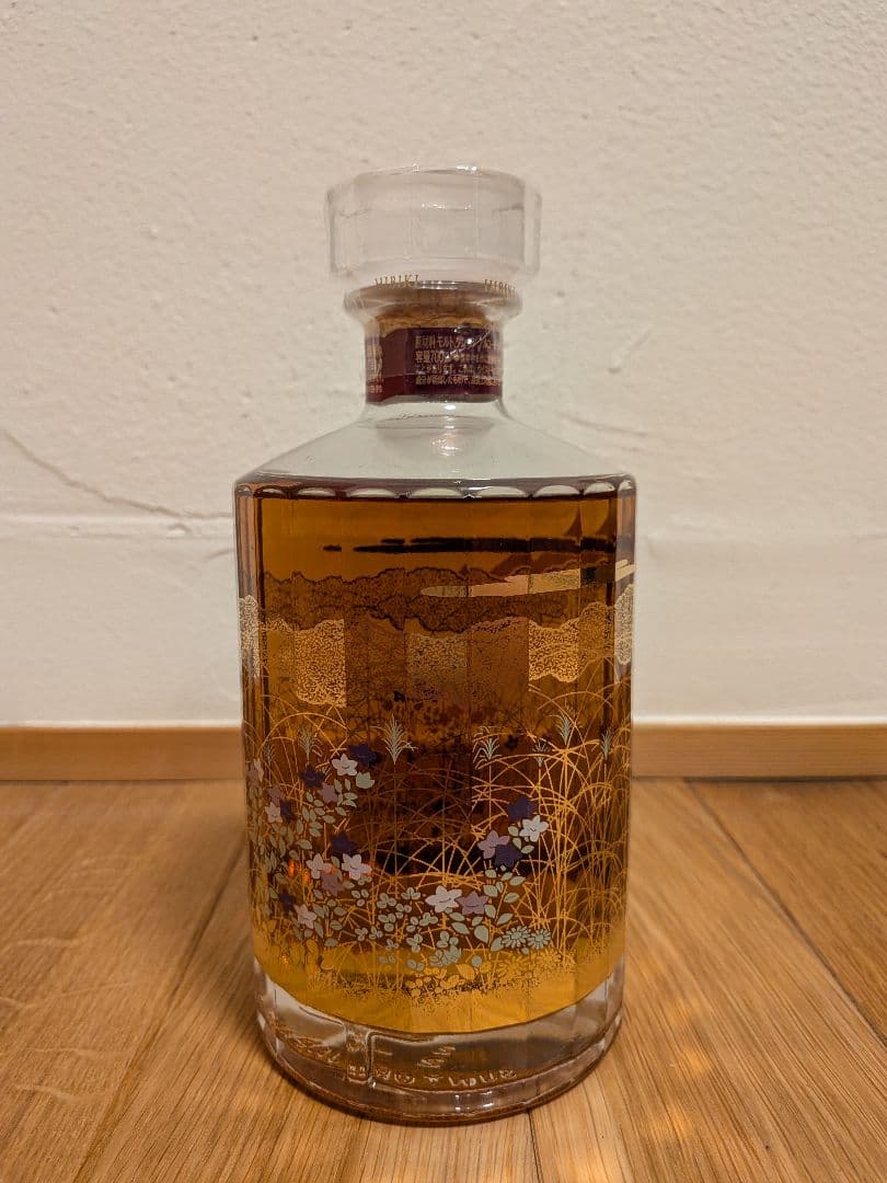 響　17年　意匠ボトル　武蔵野富士