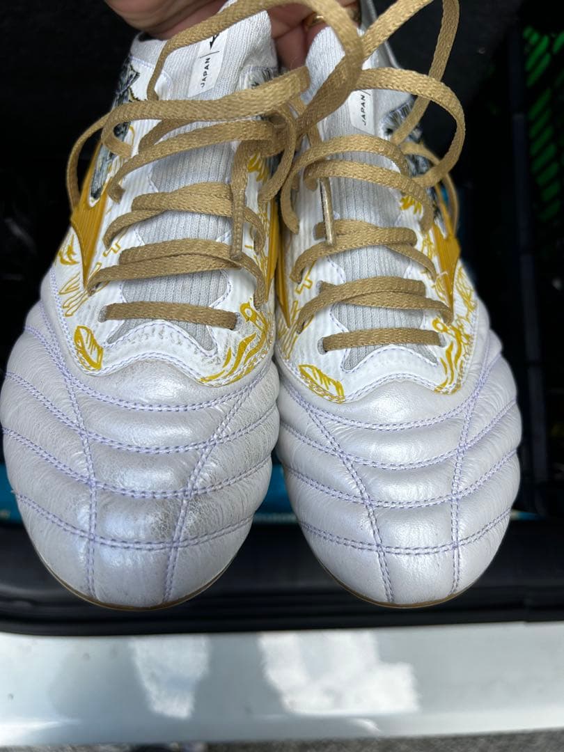 ミズノ モレリア NEO 3β SR4（セルヒオラモス）JAPAN 25.0cm