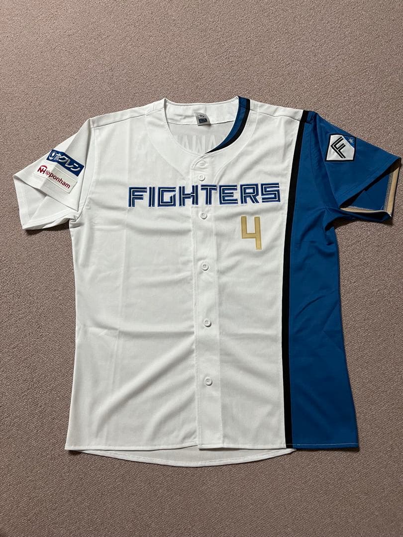 日本ハムファイターズ　ユニフォーム 上川畑大悟 Lサイズ　ワッペン付