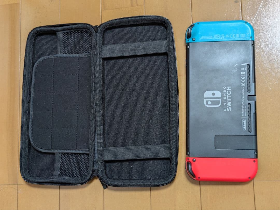 Nintendo Switch 本体 ケース & マリオカート8DX つき