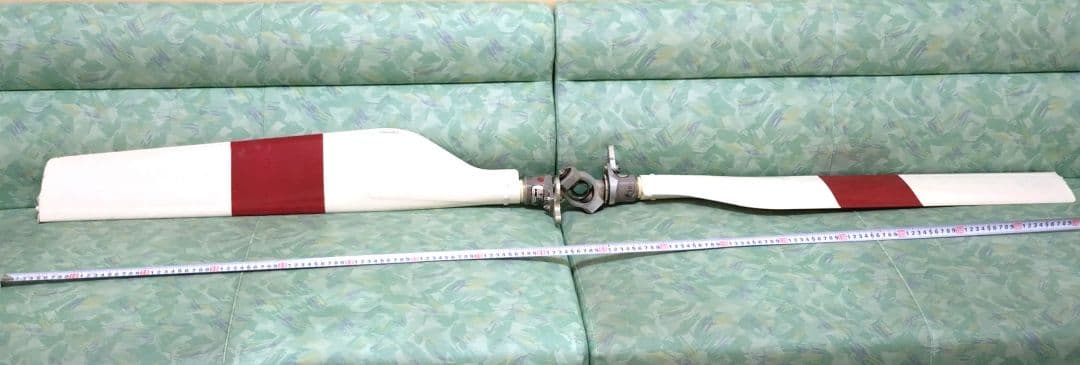 ヘリコプター　プロペラ本物の尾翼【超激レア】 昭和　たのメル便送料込み