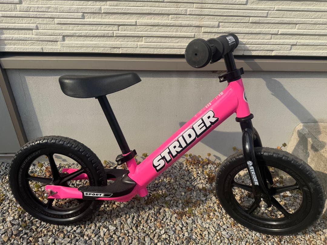 STRIDER スポーツ バランスバイク 12インチ ピンク