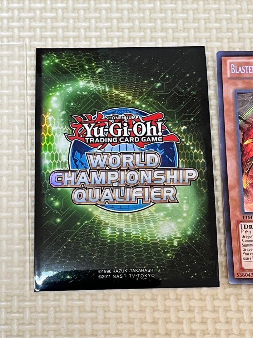 【引退品】遊戯王WCQスリーブ56枚 ＆ 征竜デッキ（3重スリーブ保護）