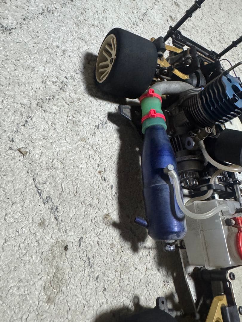 KYOSHO ラジコンカー エンジン付き