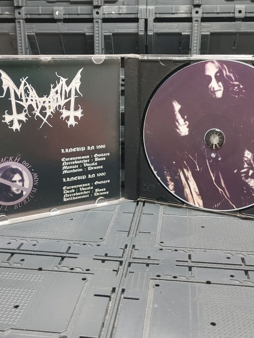 Mayhem ブラックメタル　BLACKL