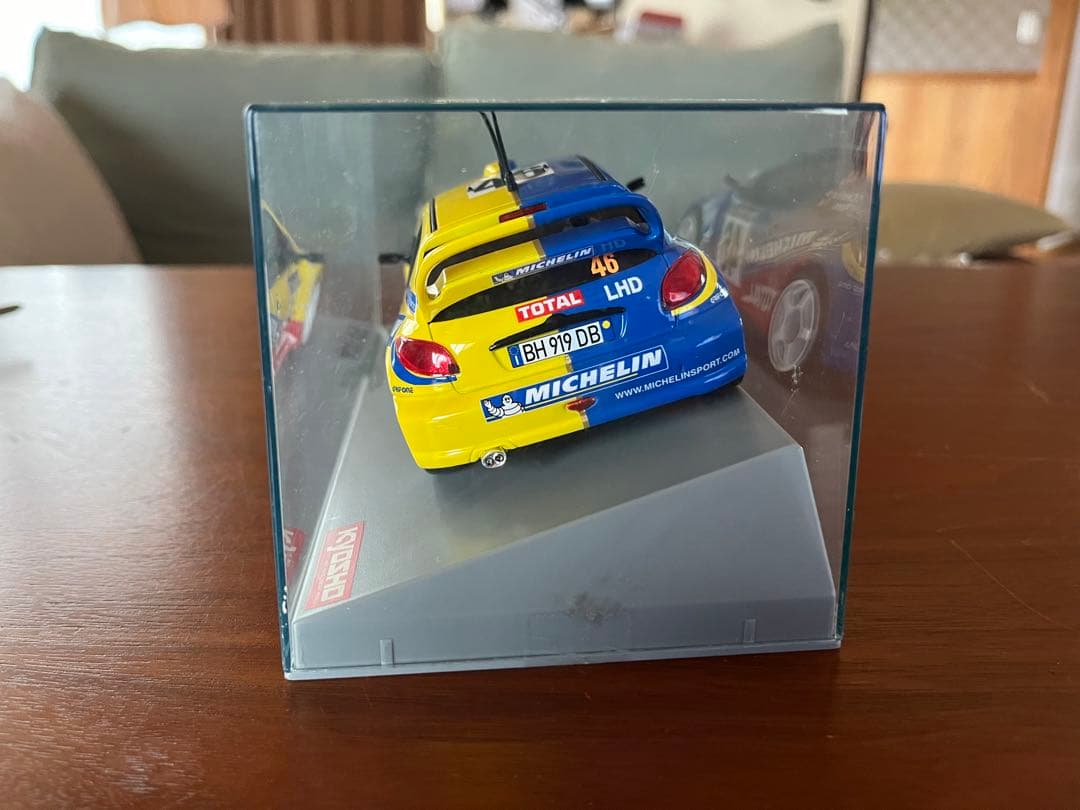 ミニッツ プジョー206