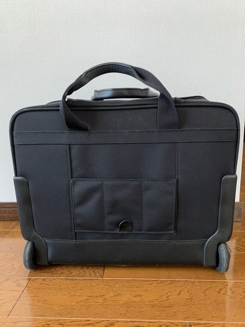 TUMI ビジネスキャリーバッグ　機内持ち込み