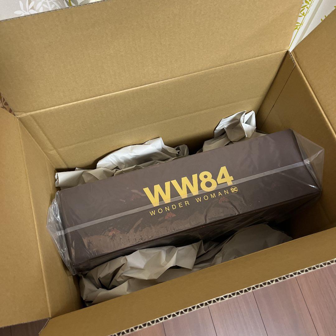 ホットトイズ ワンダーウーマン ゴールドアーマー版［ボーナスアクセサリー付き］