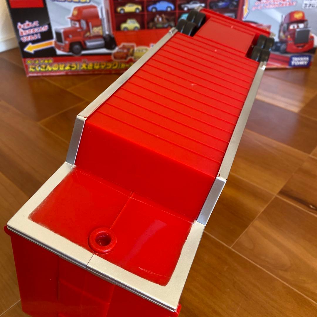 カーズ　トミカ　たくさんのせよう！大きなマック カーズ3タイプ 廃盤品