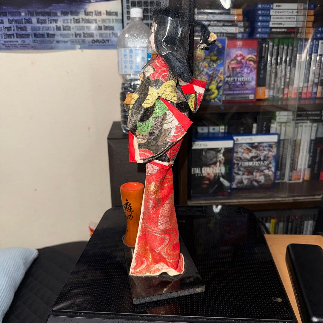 実家発掘！最高峰の特級呪物呪いのチョウピラコ日本人形　芸者　歌舞伎