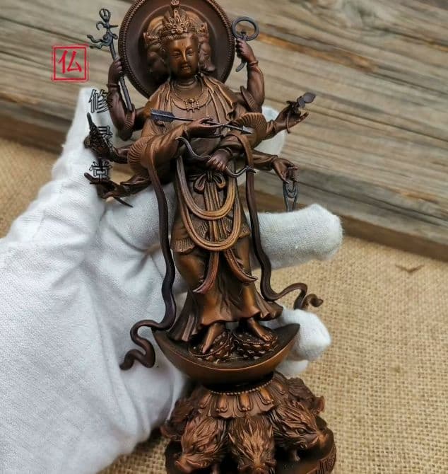 【修縁堂】真言宗 仏教法具 レトロです 摩利支天 魔除け銅製法器法具