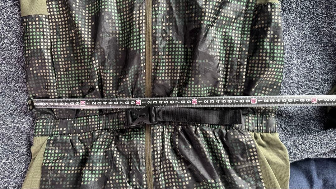 アディダスadidas オールインワン　Lサイズ　グリーン系