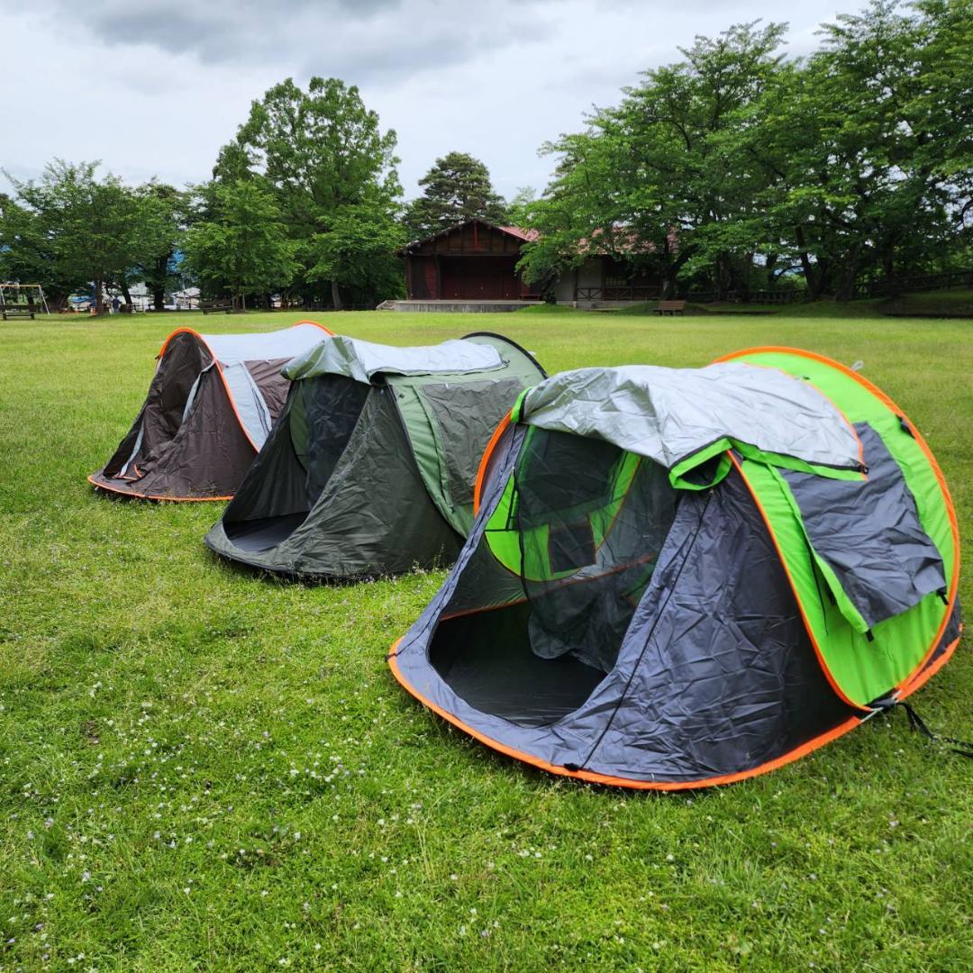 ポップアップテント　アウトドア　キャンプ　ドーム型テント　グリーン&オレンジ