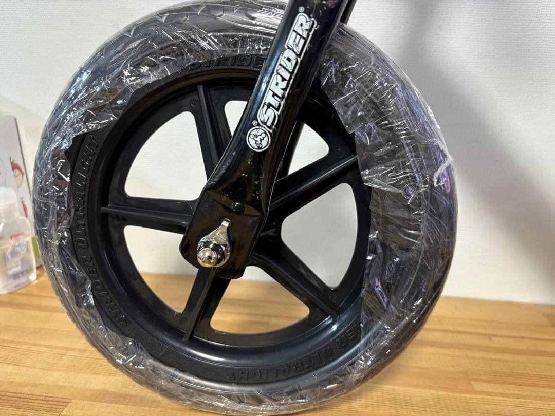 STRIDER 12 CLASSIC ストライダー　バランスバイク 青