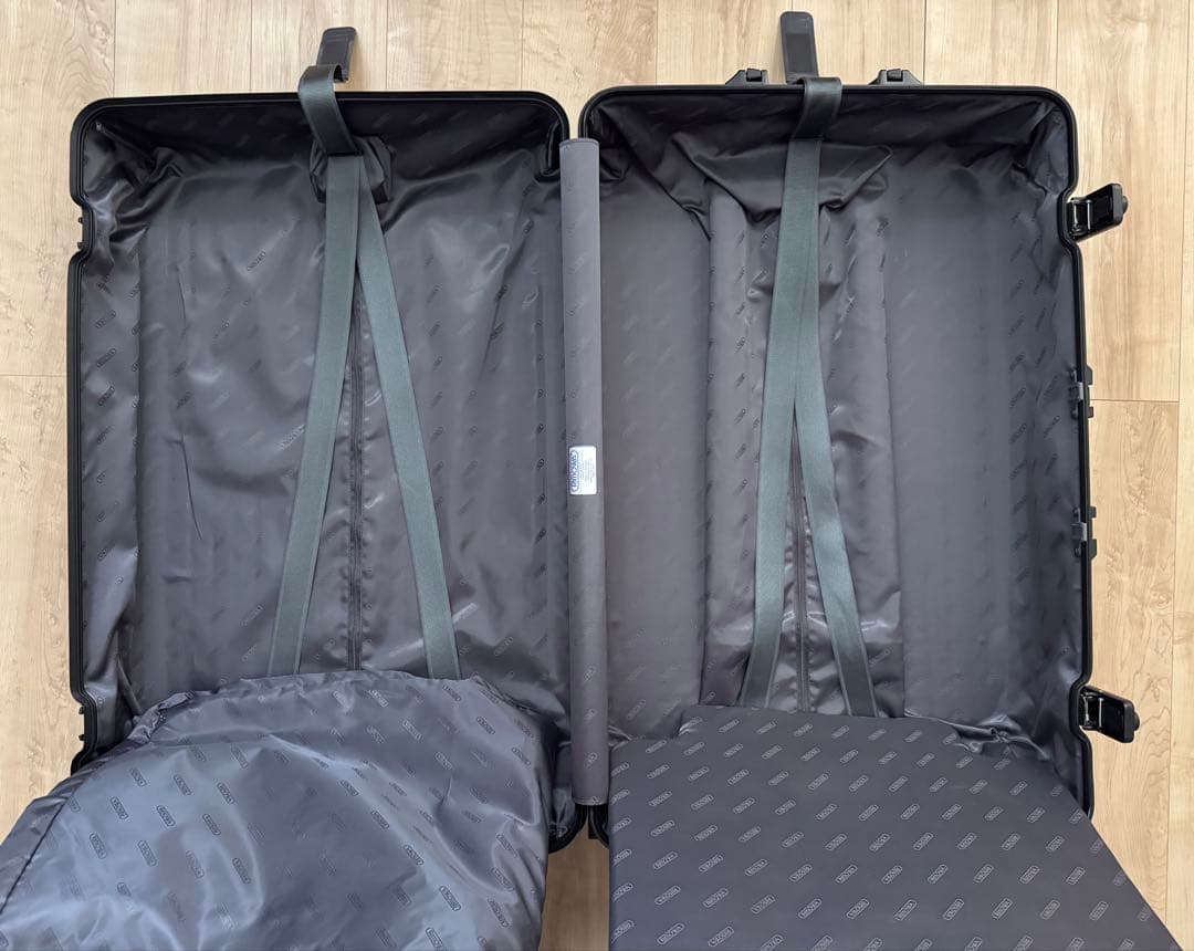 RIMOWA 924.73 TOPAS STEALTH 85L + カバー