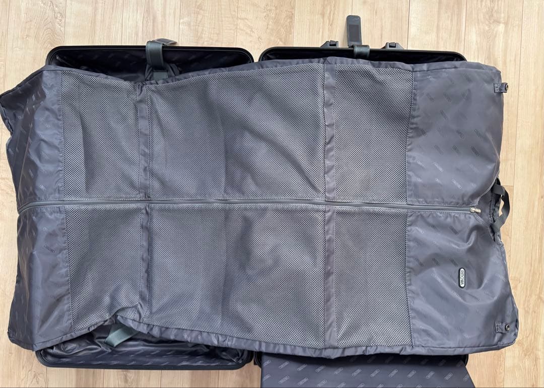 RIMOWA 924.73 TOPAS STEALTH 85L + カバー