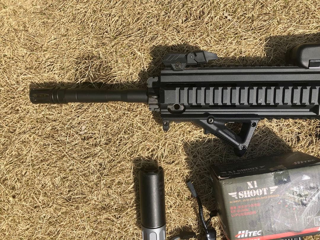 東京マルイ　次世代電動ガン　HK416D 中古　リポバッテリー充電器付き