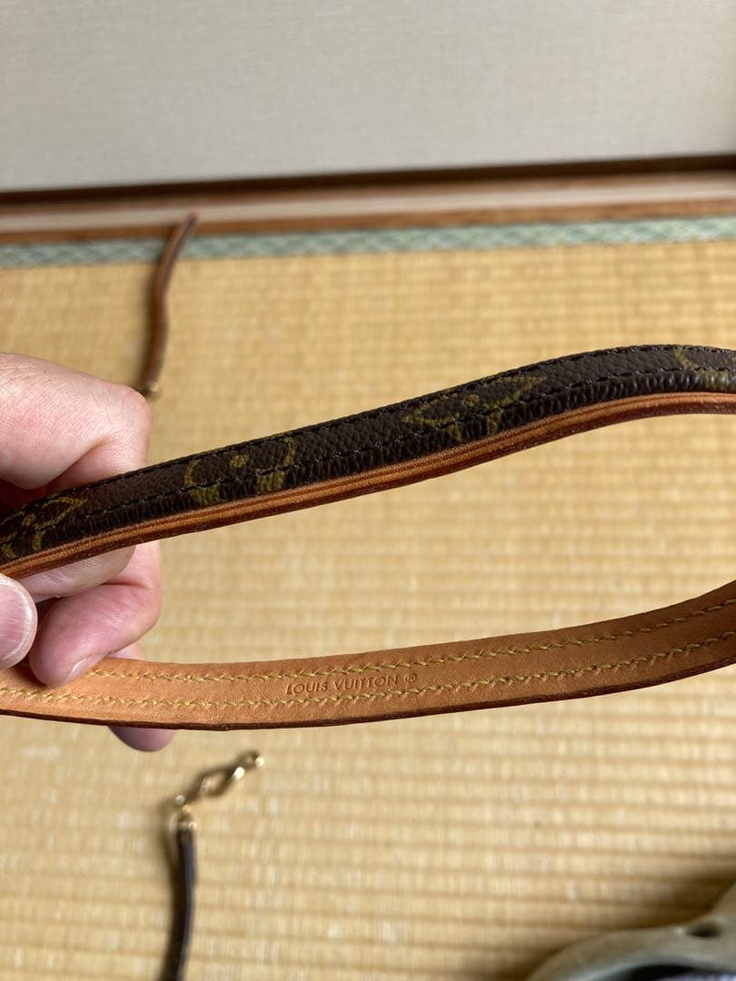 りこまる　茶色レザー モノグラム ハーネスリード