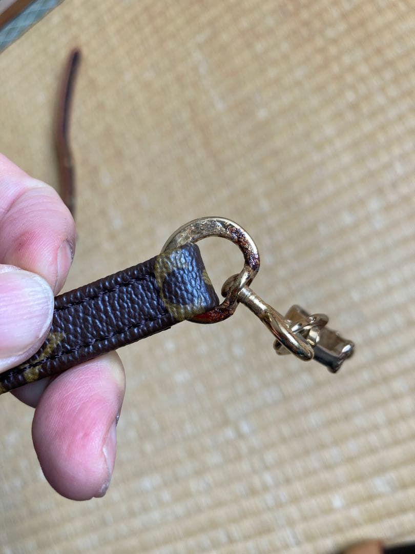 りこまる　茶色レザー モノグラム ハーネスリード