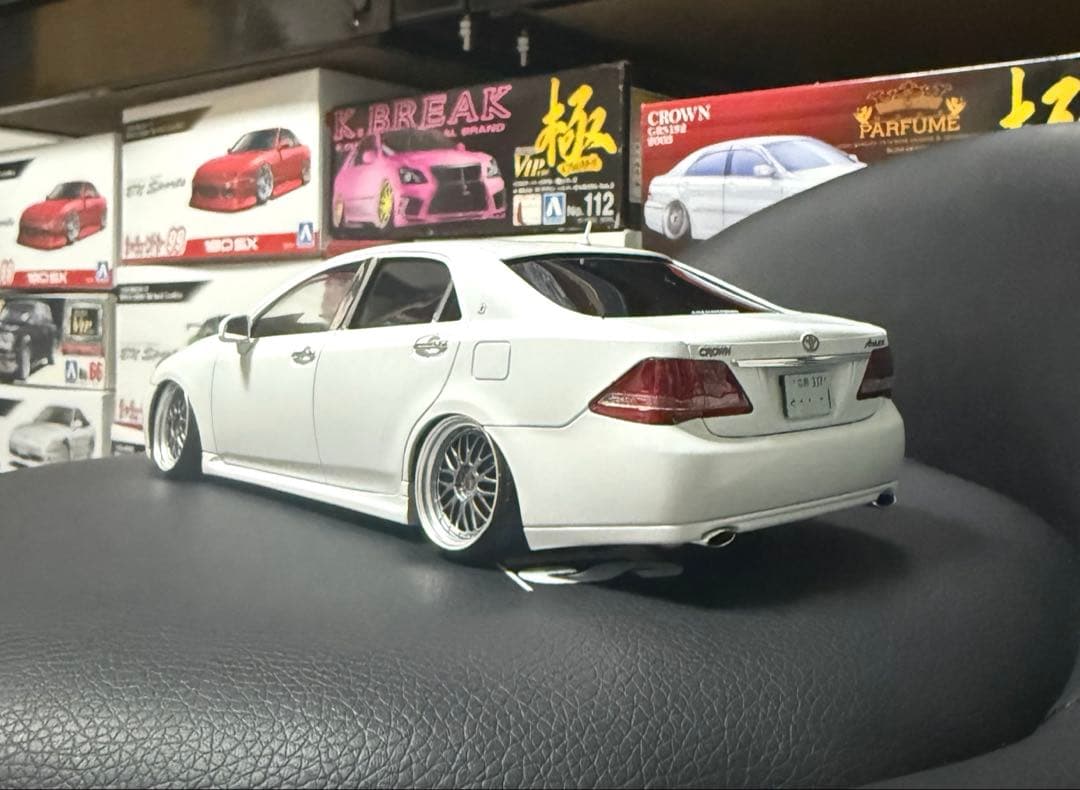 アオシマ GRS204クラウン アスリート エイムゲイン フルエアロ