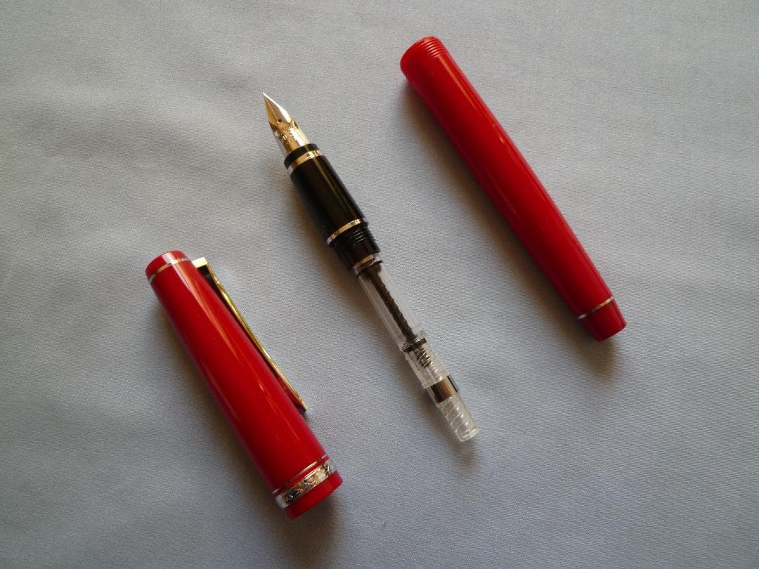 パイロット万年筆　エラボー　レッド　SEF