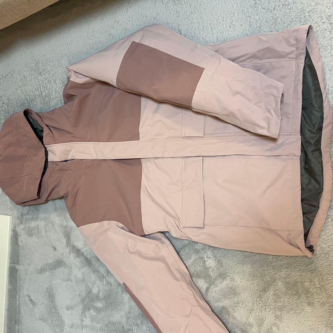 女性用スノーボードウェア 上下セット　ピンク ホワイト