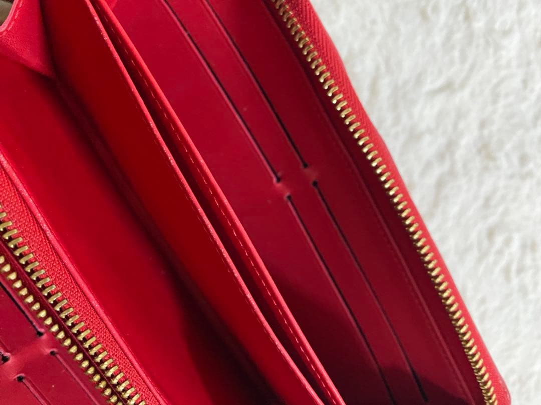 LOUIS VUITTON 草間弥生コラボ　ジッピーウォレット　財布