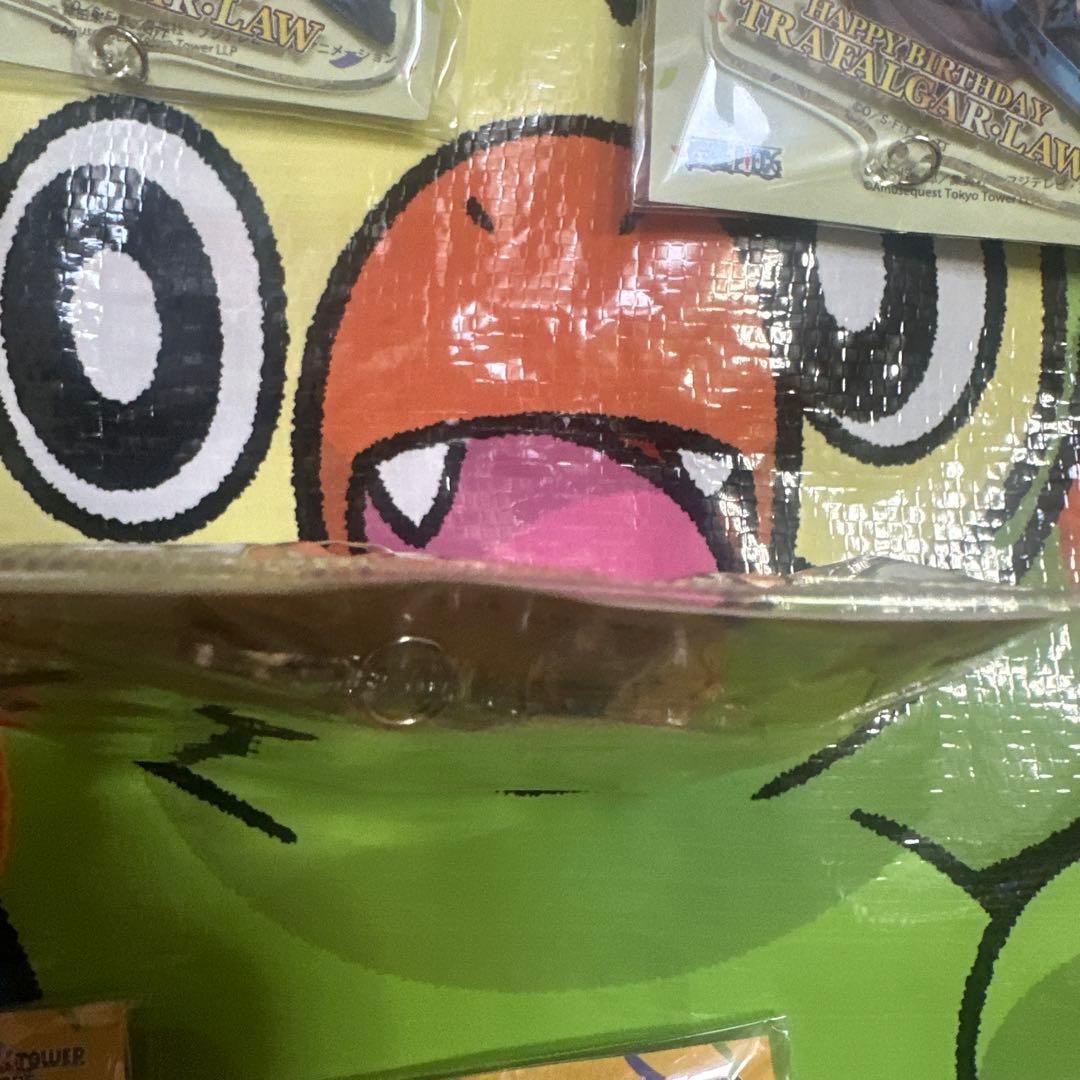 東京ワンピースタワー　トラファルガー・ロー　バースデーアクリルキーホルダー14個